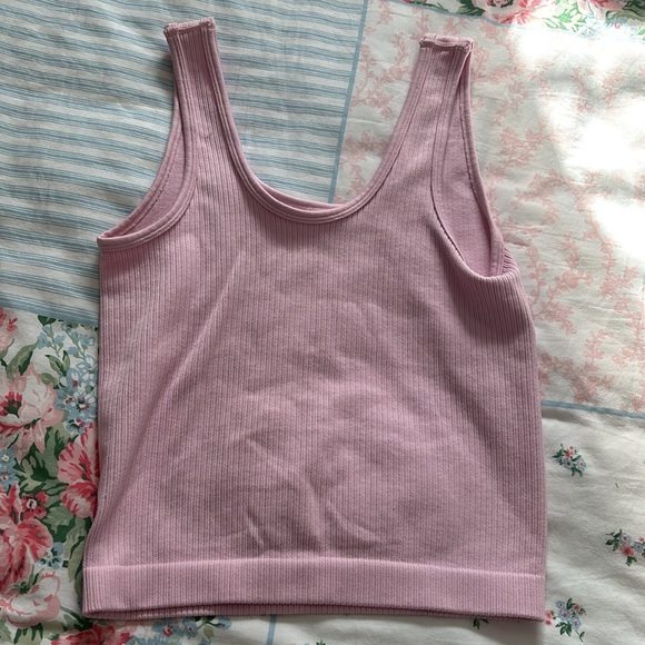 Pink tank top - Picture 2 of 3